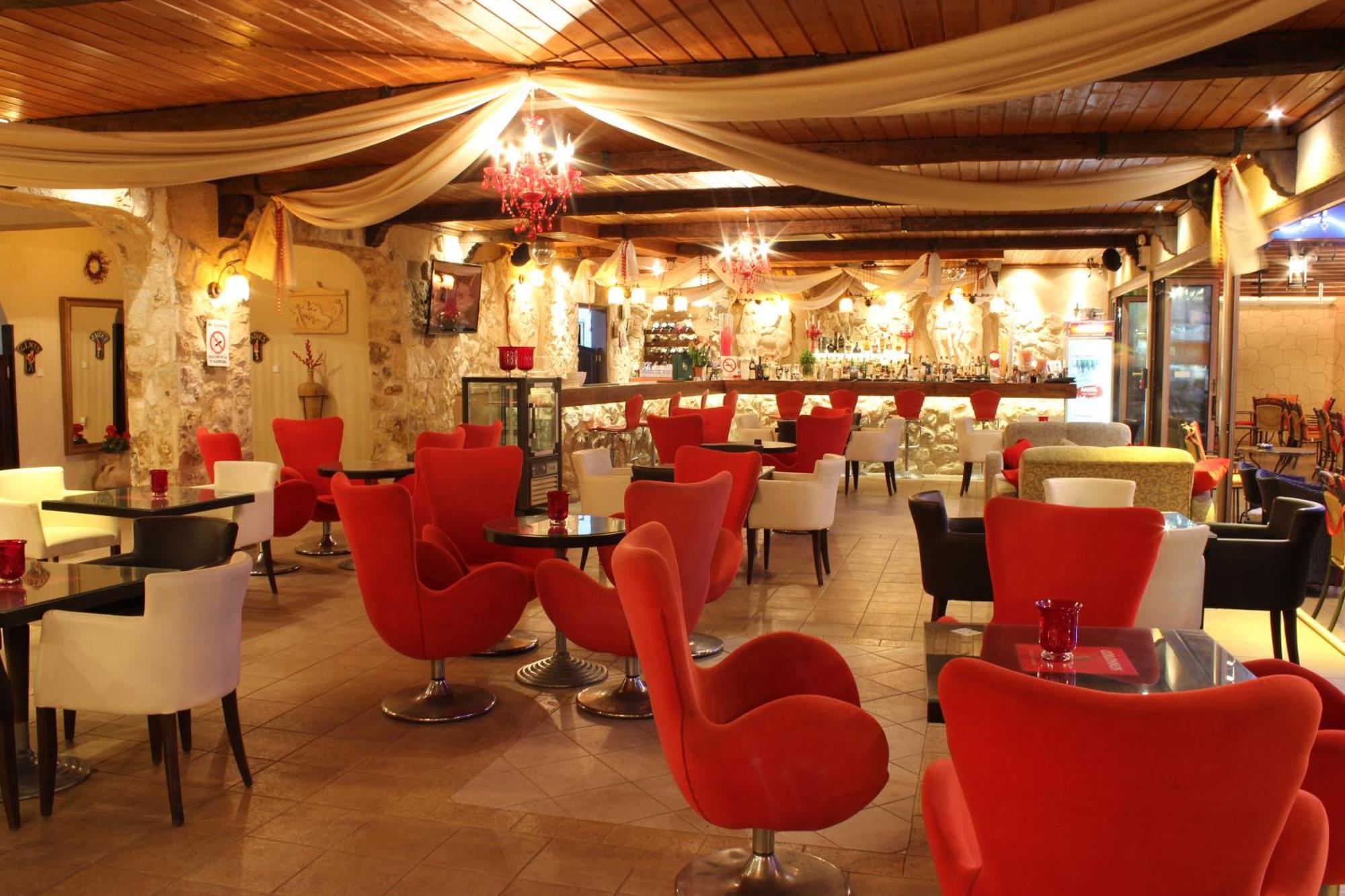 Hotel Dimitra